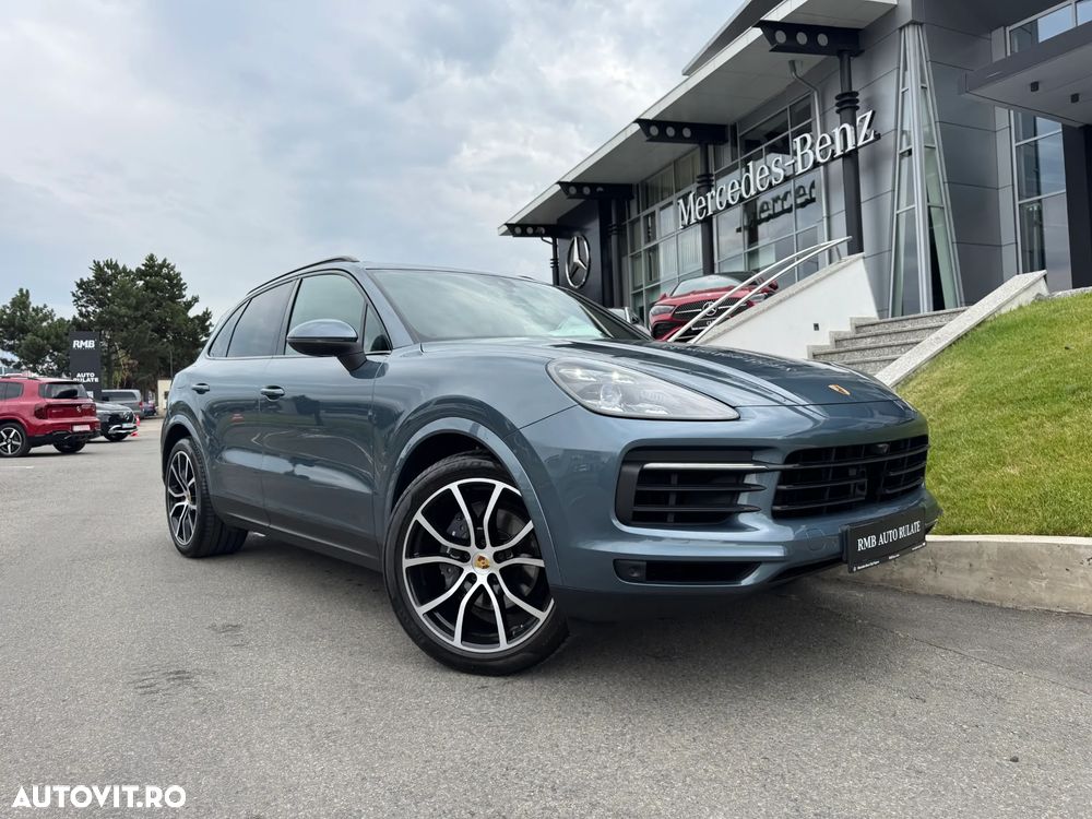 Porsche Cayenne - 4