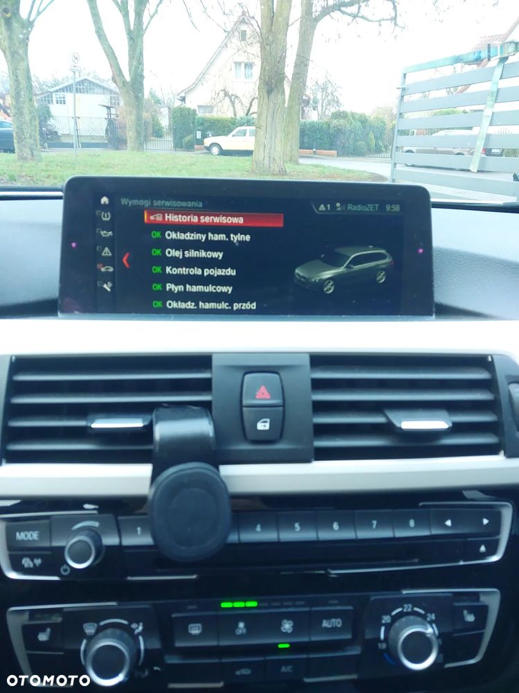 BMW Seria 3 320d Efficient Dynamics - 11