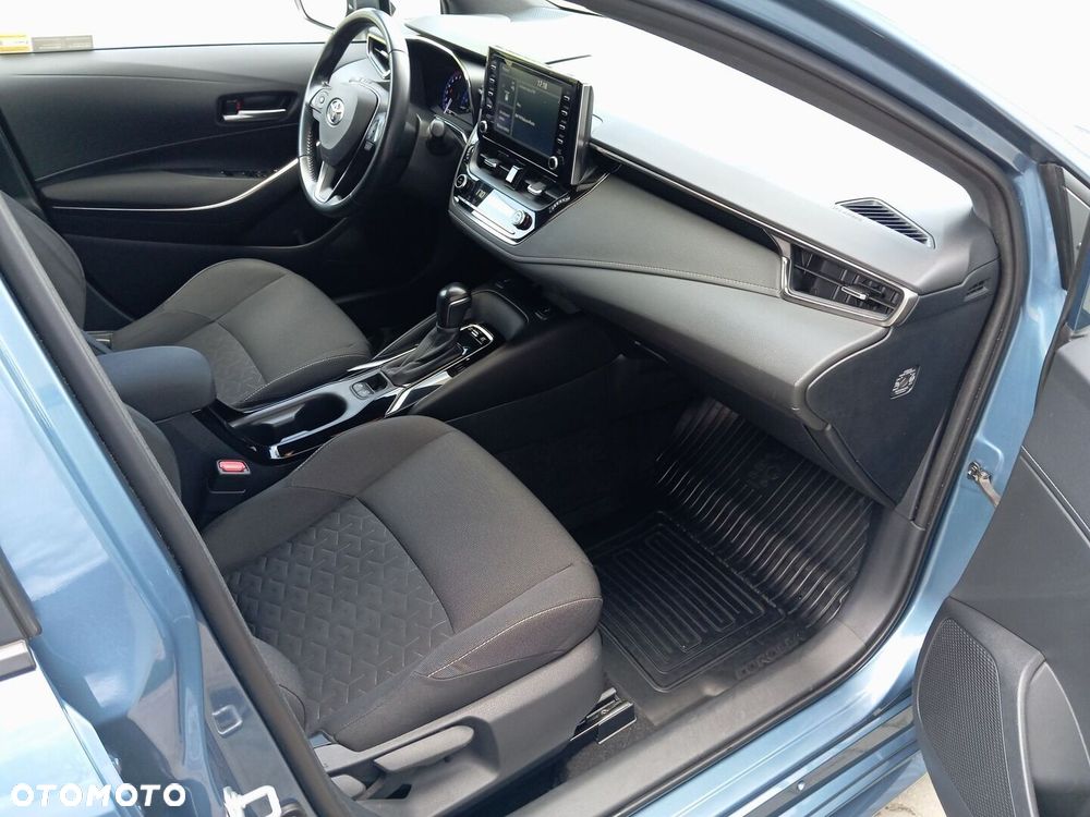 Toyota Corolla - 8