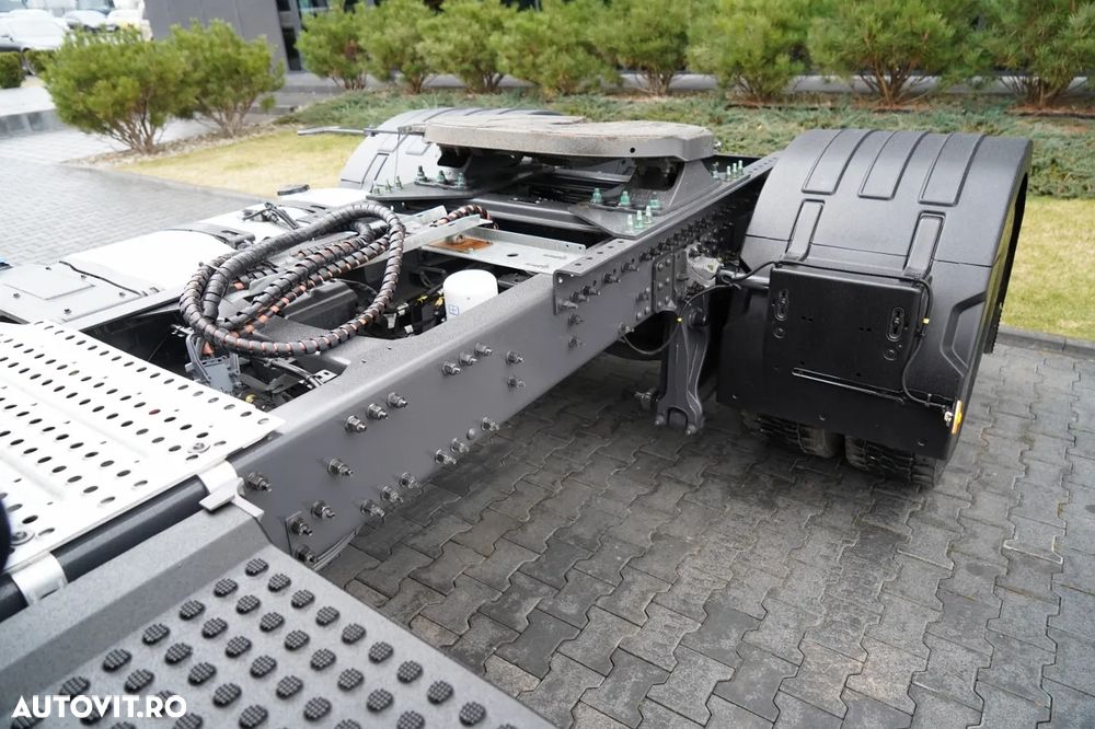 Volvo FM 460 / RETARDER / PTO / CABINĂ JOSĂ / I-SHIFT / EURO 6 - 13