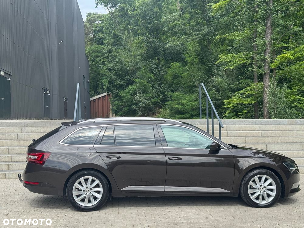 Skoda Superb 2.0 TDI Ambition DSG7 - 7