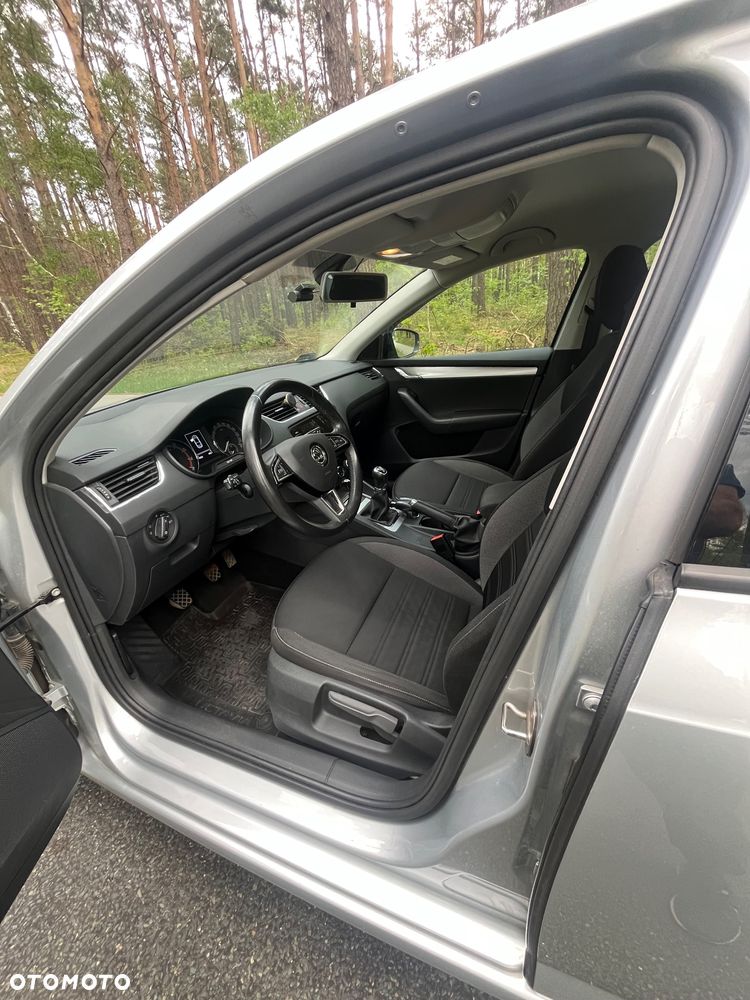 Skoda Octavia 1.5 TSI GPF ACT Ambition - 11