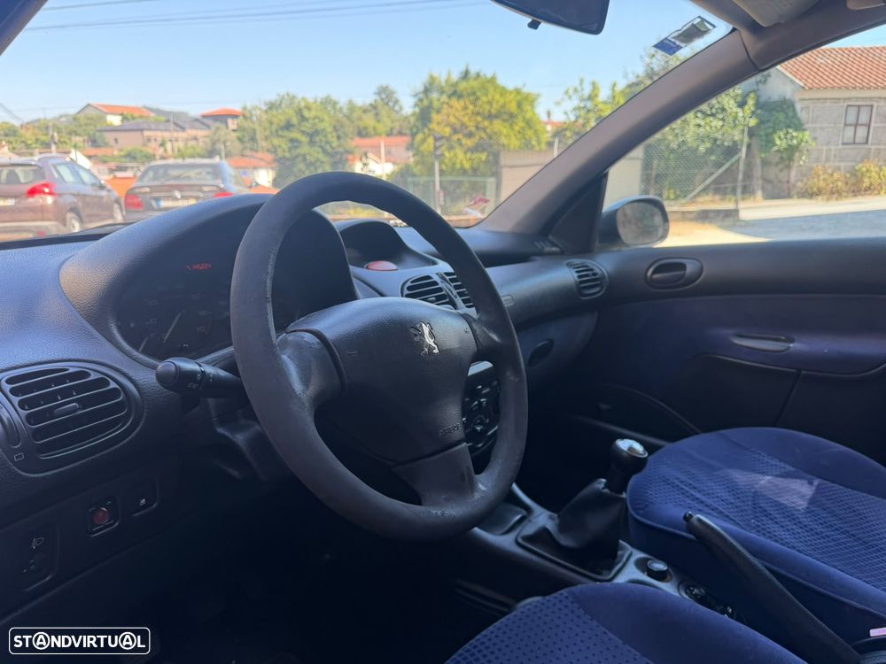 Peugeot 206 1.1 Color Line - 8