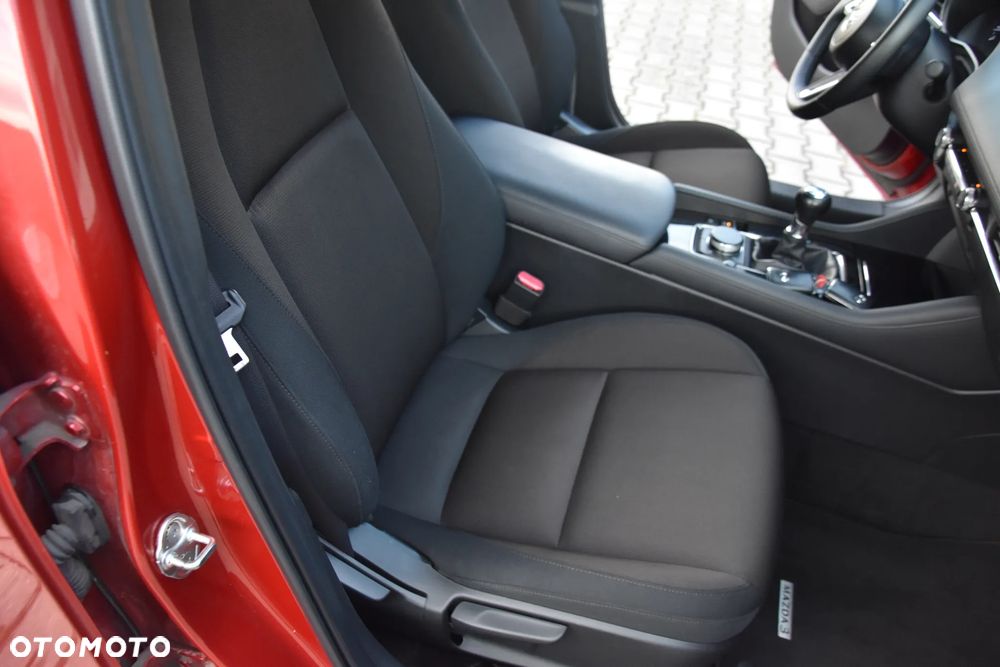 Mazda 3 - 11