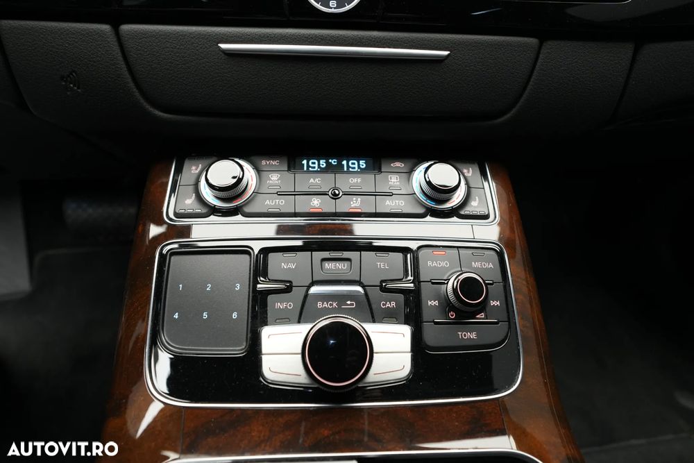 Audi A8 4.2 TDI Quattro Tiptronic - 24