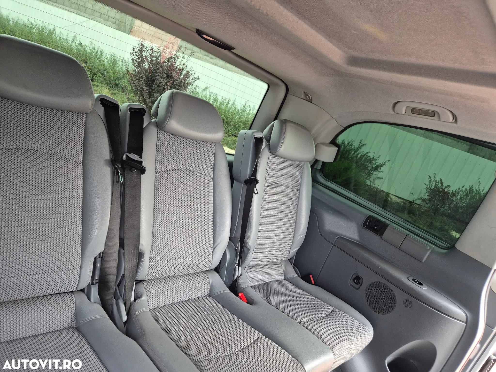 Mercedes-Benz Viano - 11