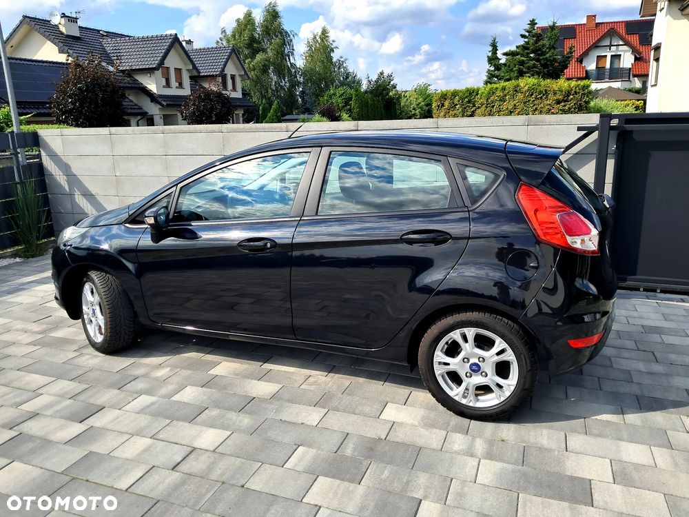 Ford Fiesta 1.0 Celebration - 5