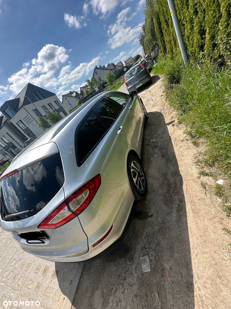 Ford Mondeo 2.0 TDCi Trend PowerShift - 10