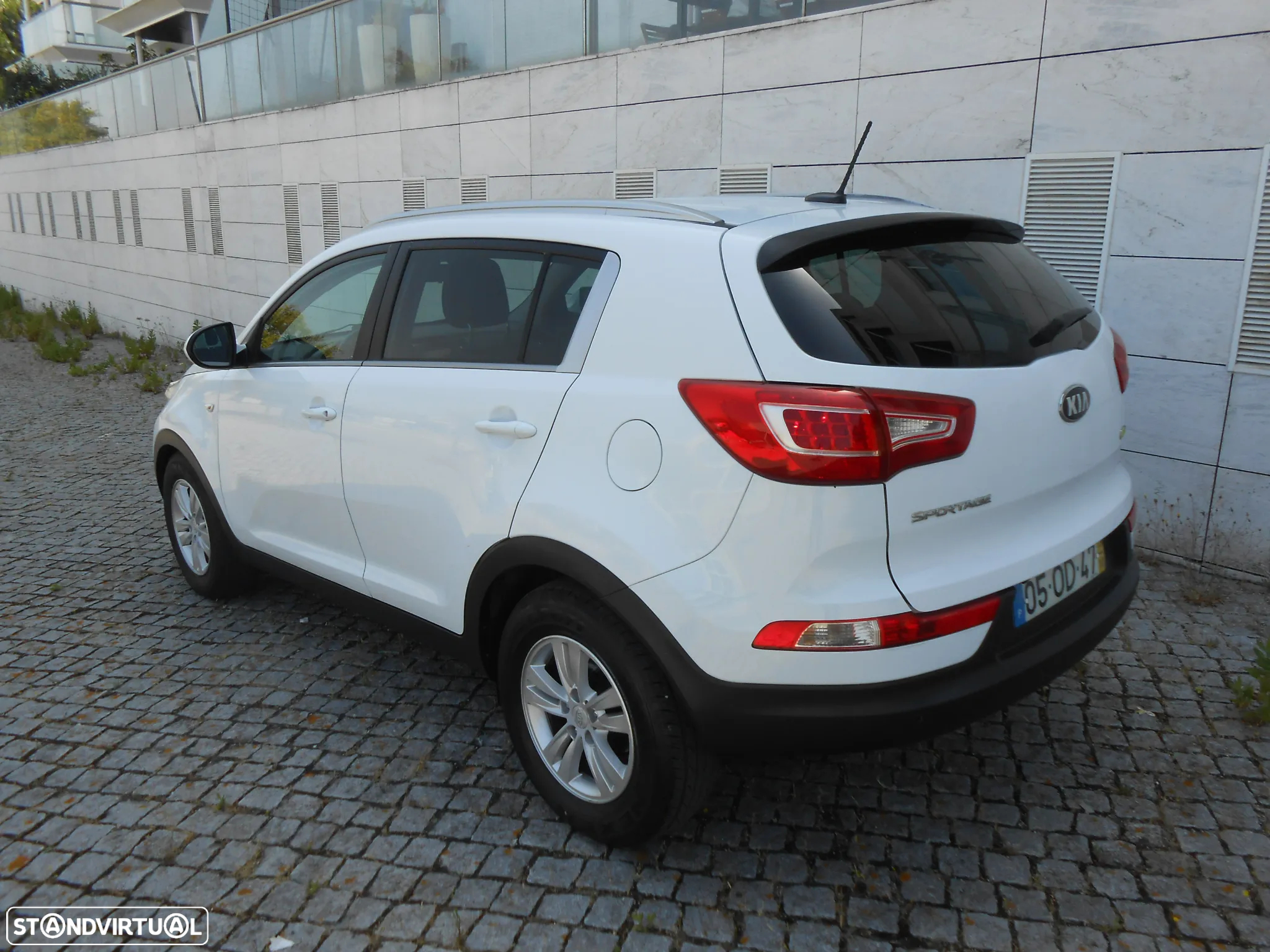 Kia Sportage 1.7 CRDI ISG TX - 9