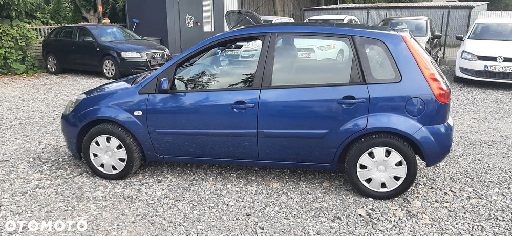 Ford Fiesta - 15