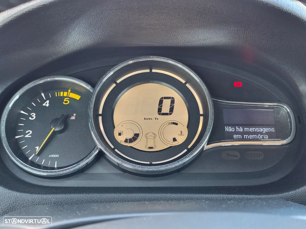 Renault Mégane Coupe 1.5 dCi Dynamique S SS - 8