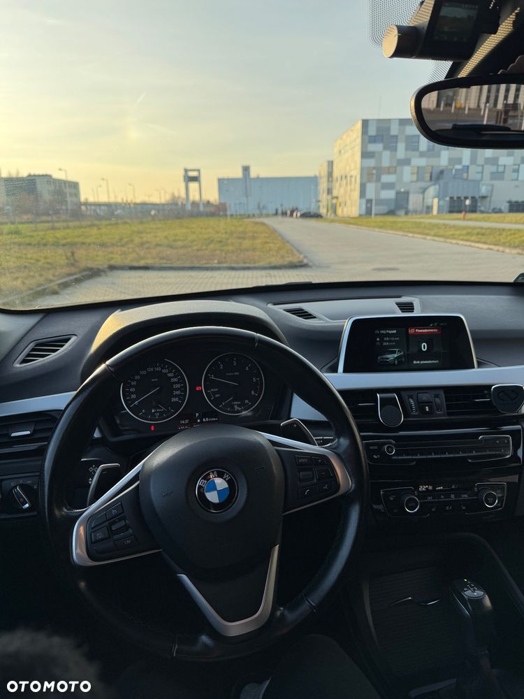 BMW X1 sDrive18d - 24