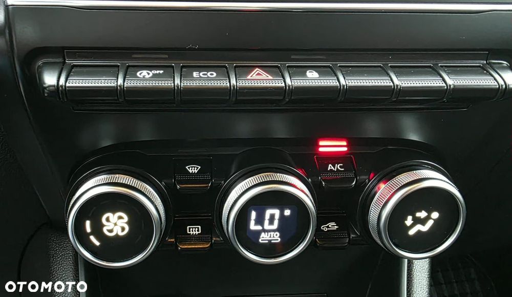 Renault Captur - 30