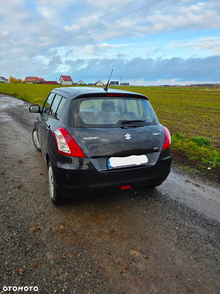 Suzuki Swift 1.2 4x4 Club - 8