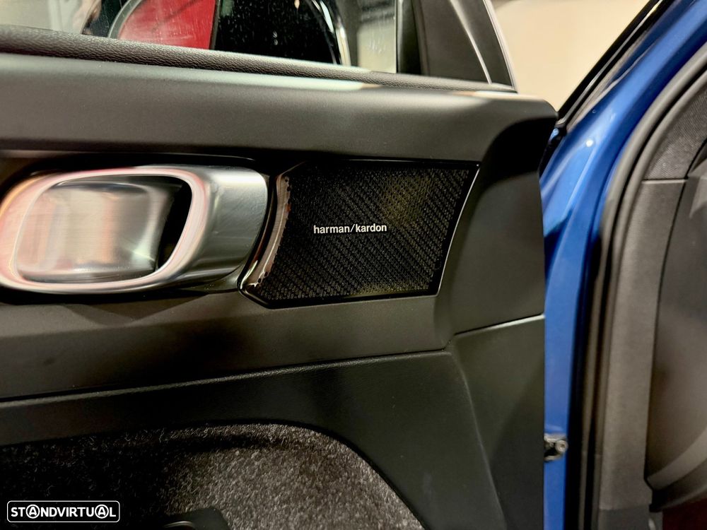 Volvo XC 40 2.0 D3 R-Design Geartronic - 61