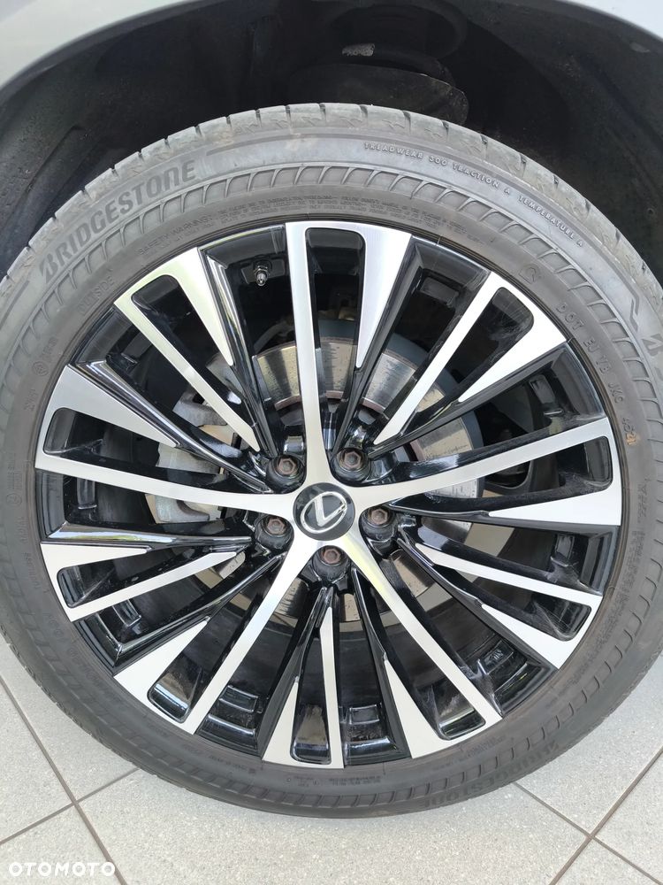 Lexus NX 350h F Sport AWD - 36