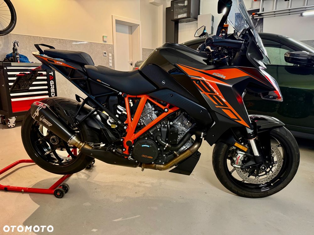 KTM Super Duke - 10
