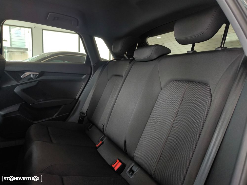 Audi A3 Sportback 30 TFSI Advanced S tronic - 12