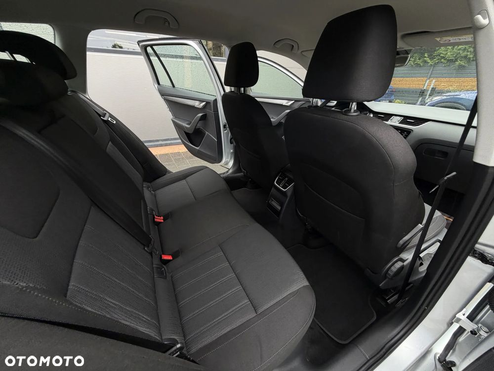 Skoda Octavia 2.0 TDI Elegance DSG - 17