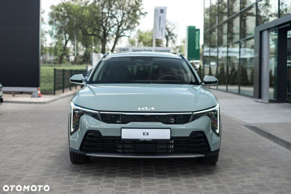 Kia K4 - 5