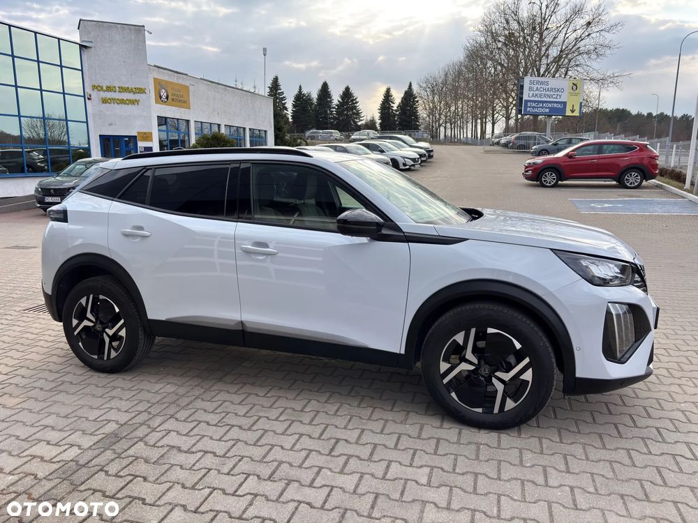 Peugeot 2008 PureTech 100 Allure S&S BVM6 - 5