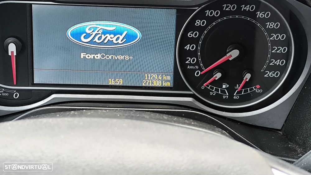 Ford S-Max 1.8 TDCi Titanium 7L - 31