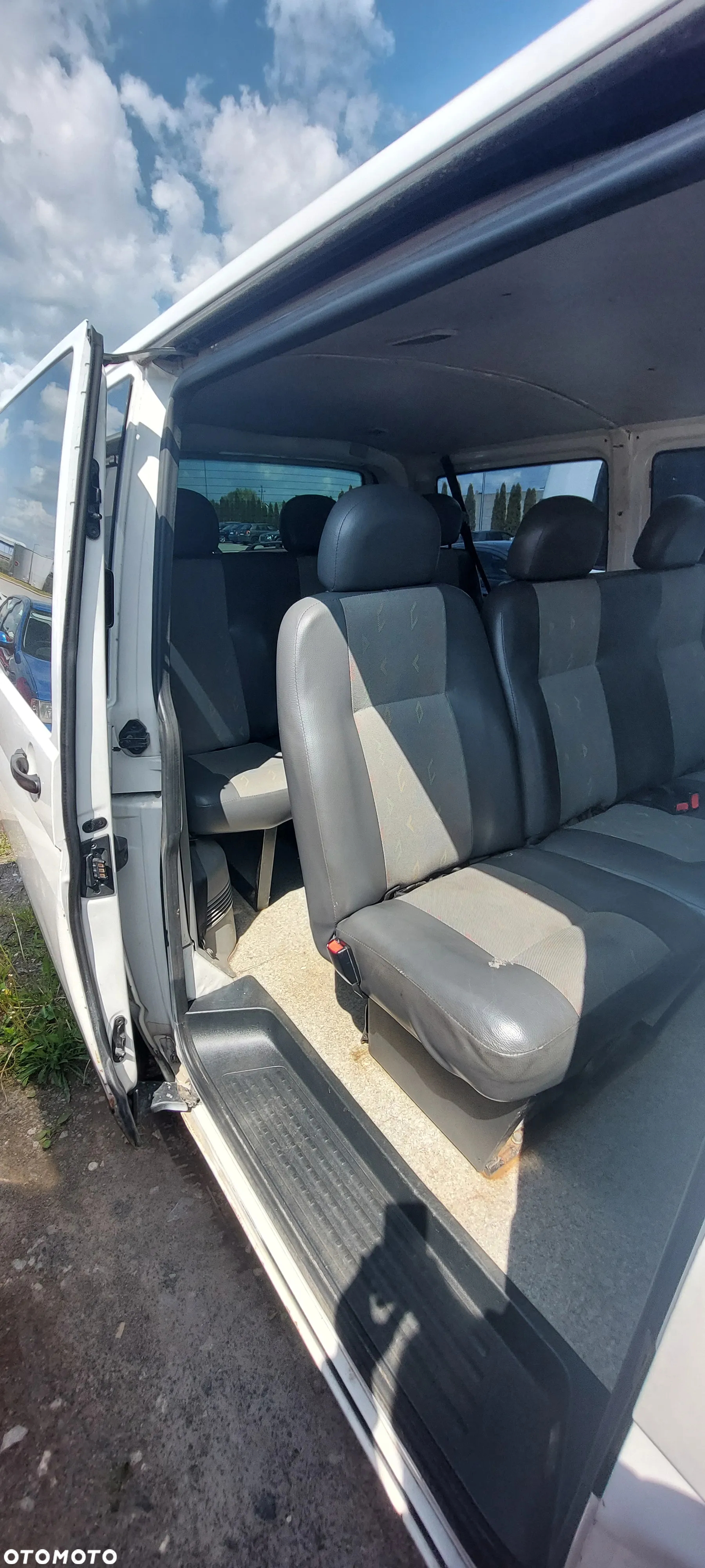 Volkswagen Transporter - 10