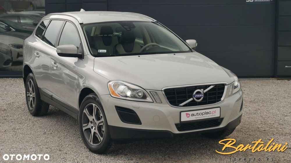 Volvo XC 60 - 1