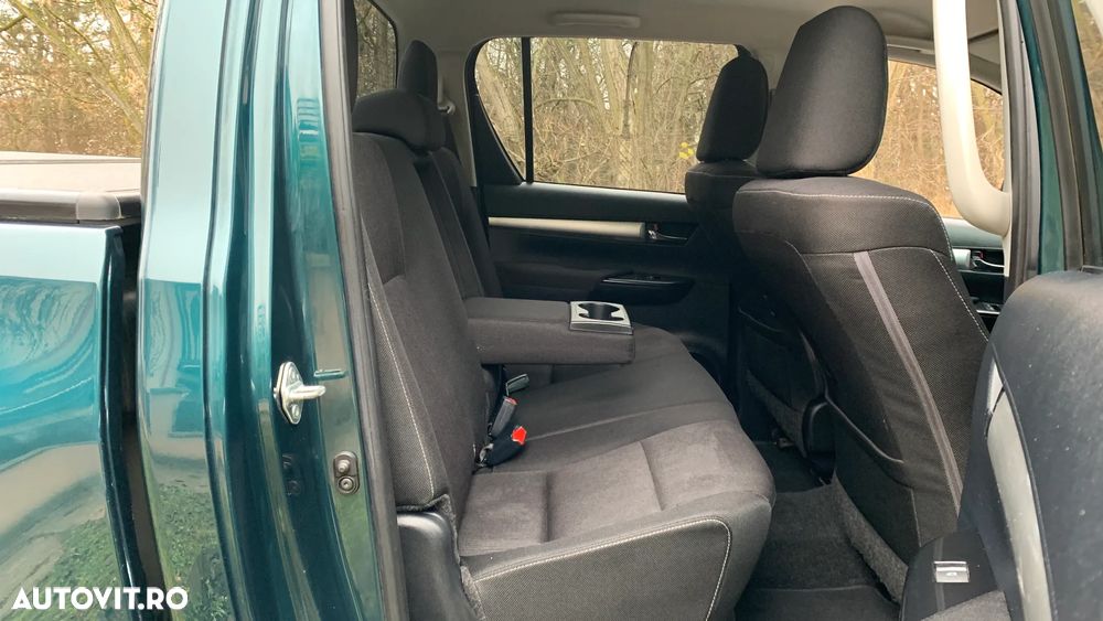 Toyota Hilux 2.8D 204CP 4x4 Double Cab AT Executive Color Edition - 11