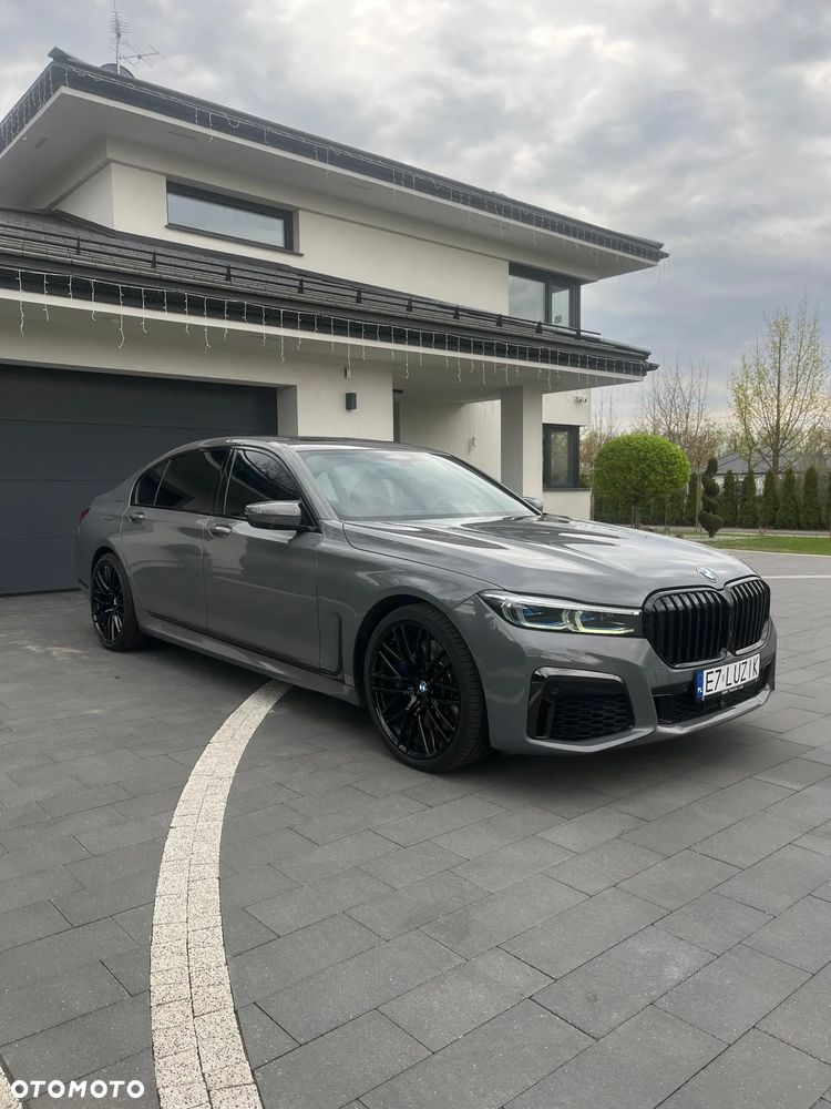 BMW Seria 7 750Li xDrive sport - 23
