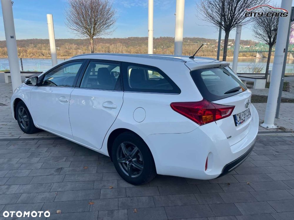 Toyota Auris - 29