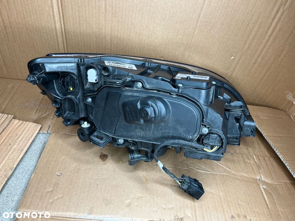 lampa lewa przednia volvo v60 s60 idealna - 6