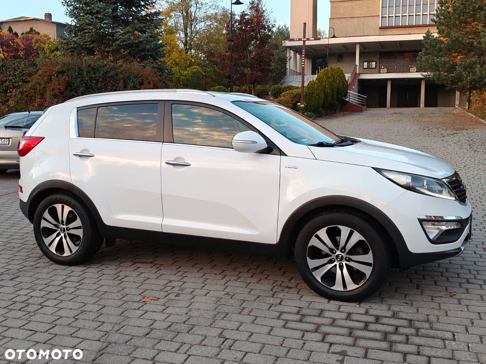 Kia Sportage 2.0 CRDI 4WD Automatik Dream-Team Edition - 5