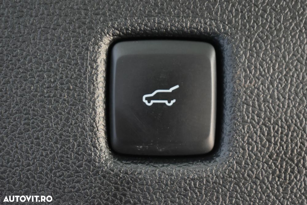 Ford Kuga 2.5 Duratec FHEV AWD Vignale - 29