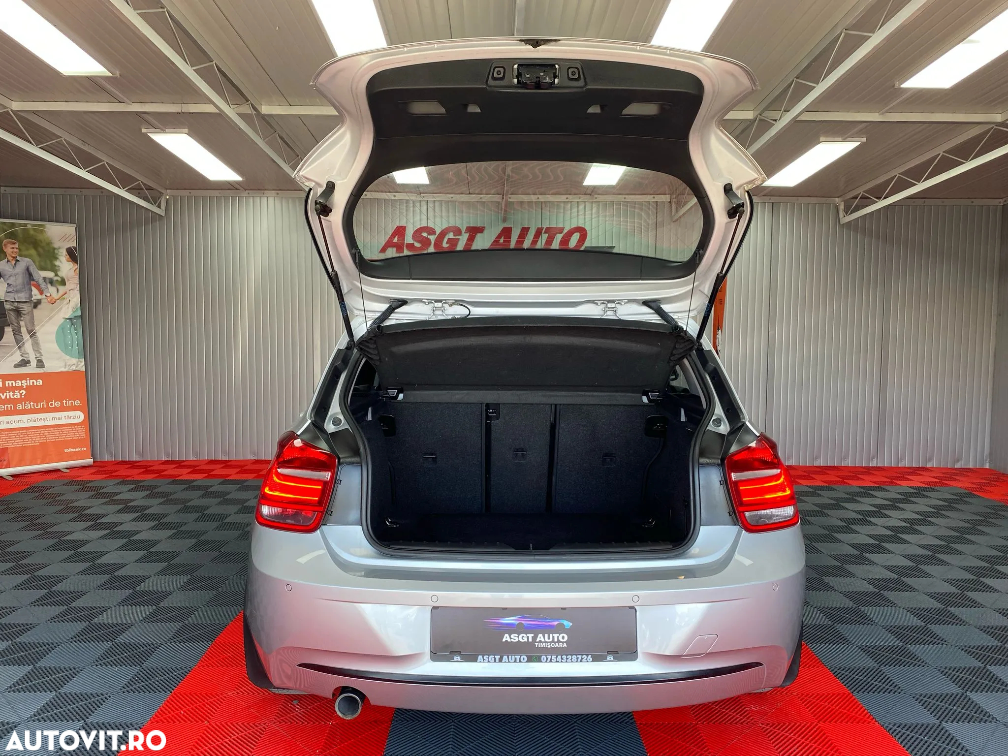 BMW Seria 1 - 18