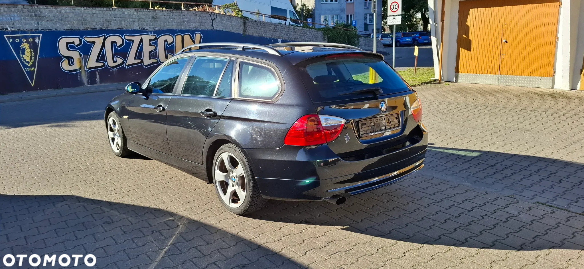 BMW Seria 3 318i - 6