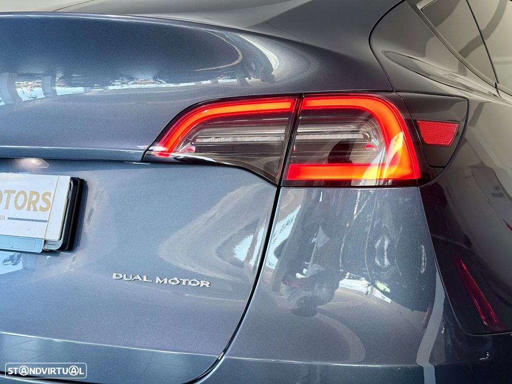 Tesla Model Y Long Range Tração Integral - 9