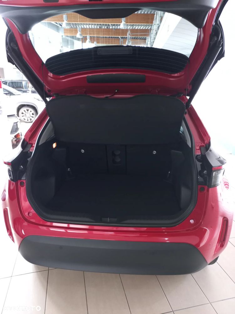 Toyota Yaris Cross Hybrid 1.5 Executive AWD - 12