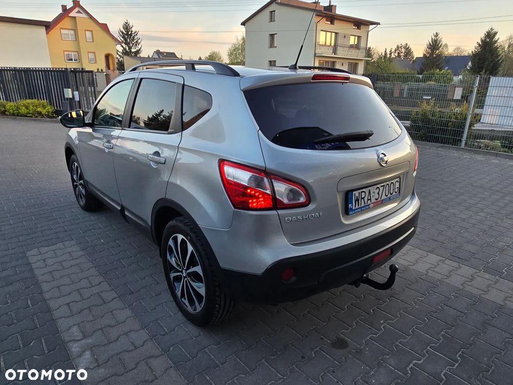 Nissan Qashqai 2.0 CVT 360 - 9