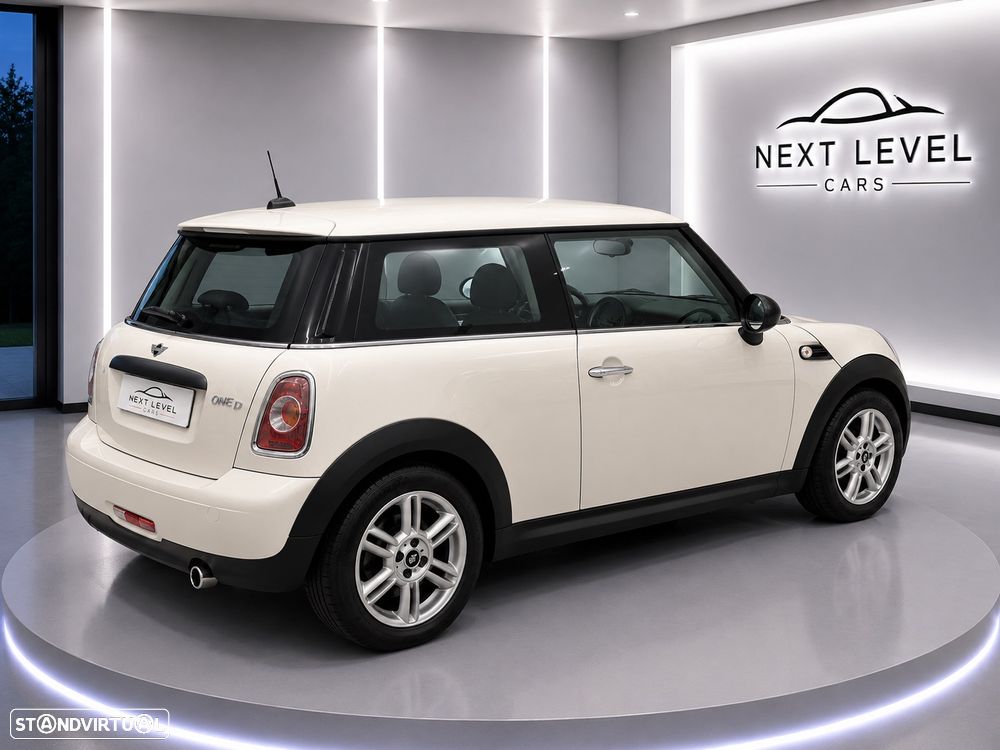 MINI 3 Portas Cooper D - 9