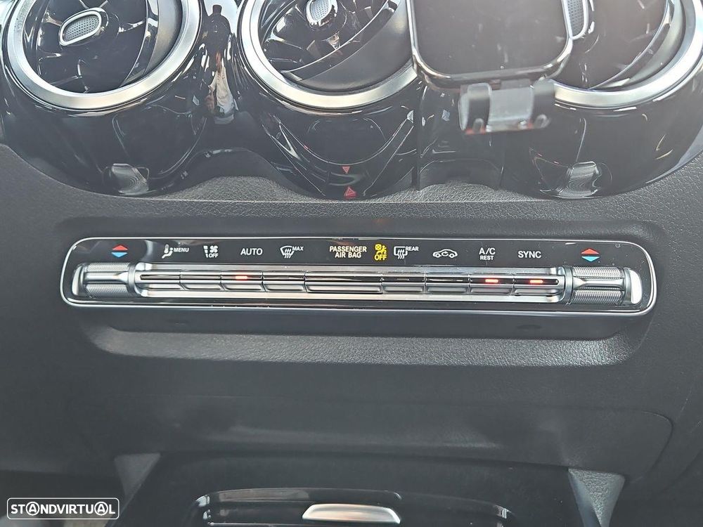 Mercedes-Benz GLB 180 d Progressive - 23