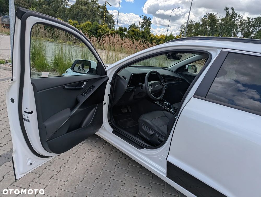 Kia Niro 1.6 GDI Hybrid L - 32