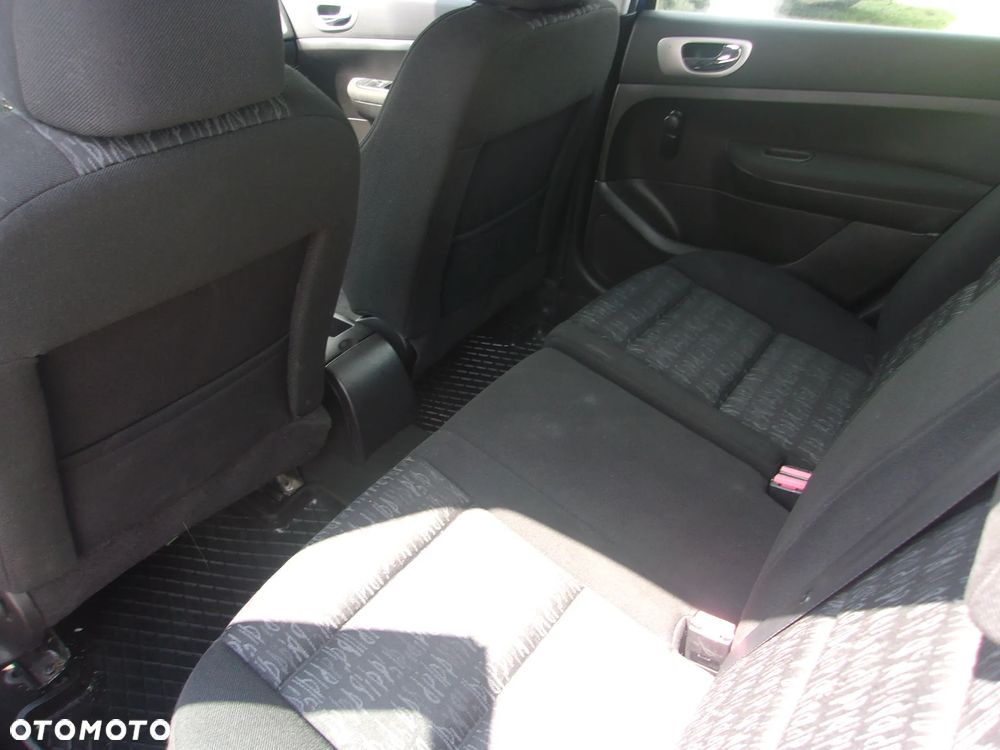 Peugeot 307 2.0 XT Premium - 11