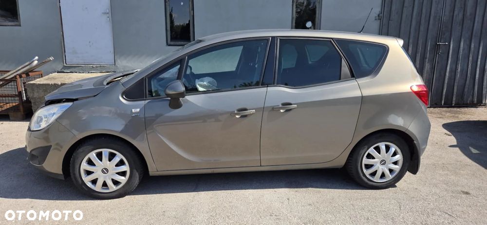 OPEL MERIVA B belka zawieszenie tył tarcze - 1