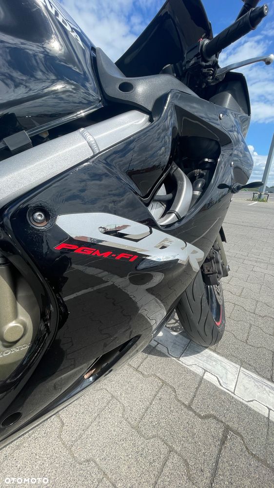 Honda CBR - 12