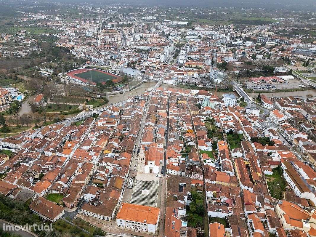 Prédio  para venda - Grande imagem: 2/19