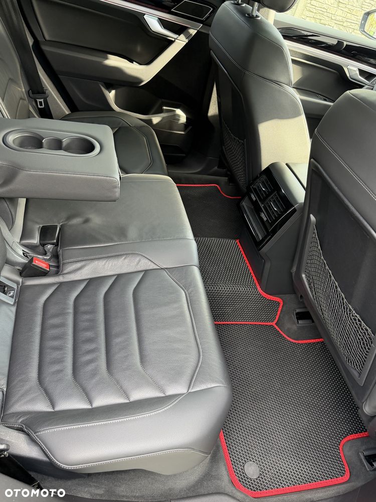 Volkswagen Touareg - 8