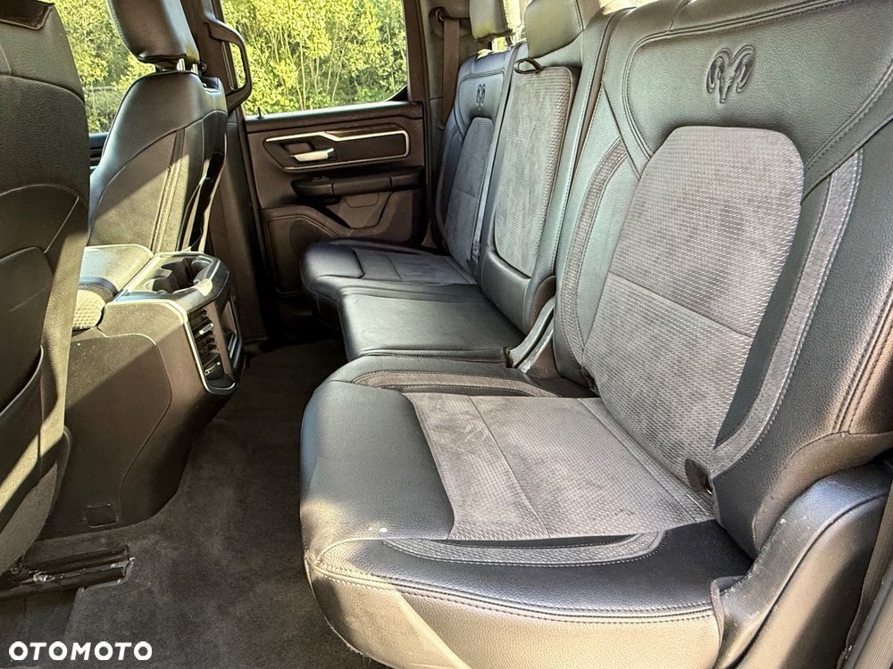 RAM 1500 5.7 Quad Cab Laramie - 21
