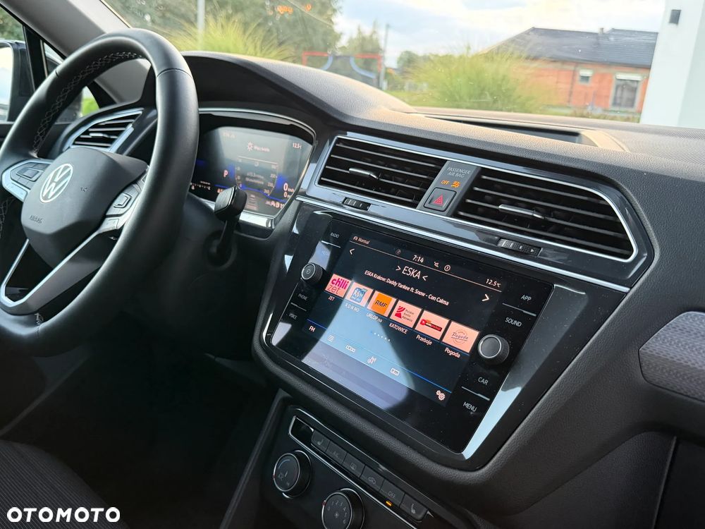 Volkswagen Tiguan - 25