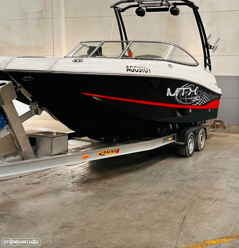 Rinker MXT 210 - 2